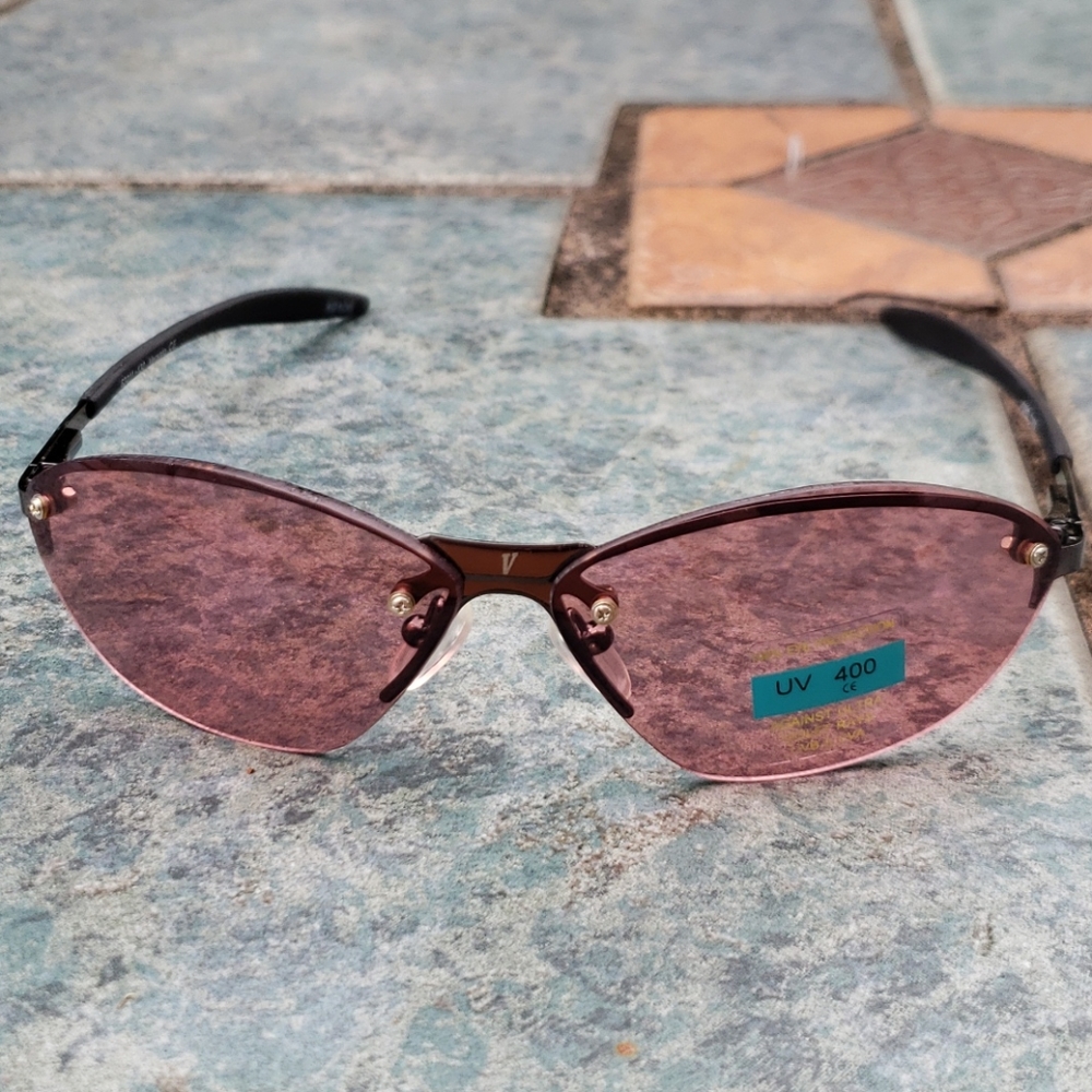 Unisex 🟣 light burgundy sunglasses